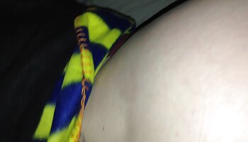 Phat knockers aturdidor dildoing videos erroticos su jugoso manguito profundo duro como una roca