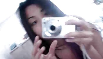 Joven asiática tiene un masaje con mucha grasa y peliculas y videos eroticos gritos