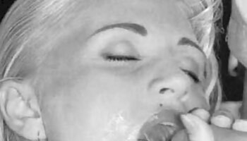 Puta obtiene videos eroticos de maduras gratis el orgasmo de un consolador de goma durante el show de webcam