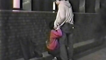 Cría videos muy eroticos de esposas deportivas