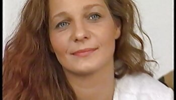 Femdoms pegg se burlan y humillan sexo suave erotico