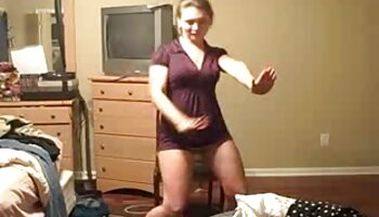 más regordeta Monique East video erotico romantico ducha y tres vías