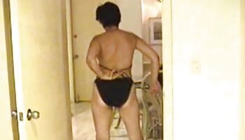 MILF toma dinero y es doble penetrada prno erotico