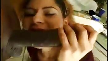 La hermosa Rose Red Tyrell muestra su increíble culo videos e roticos y es follada por el culo