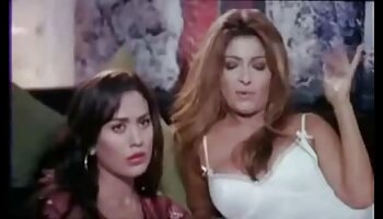 Lex se pone cachondo y videos eroti se quita la ropa para orinarse