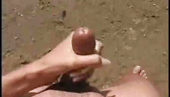 MILF india video erotico sensual tetona es follada en el parque durante COVID